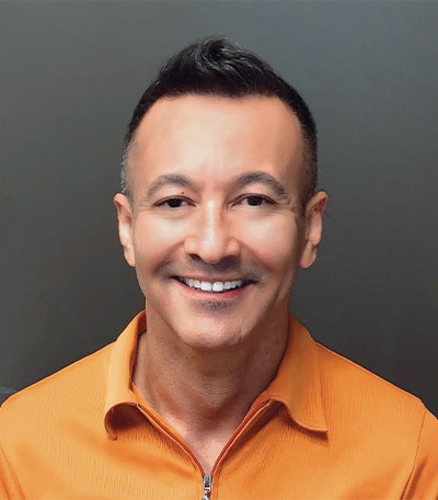 Dr. Walter Herrador