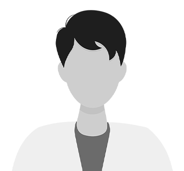 Dr. Walter Herrador